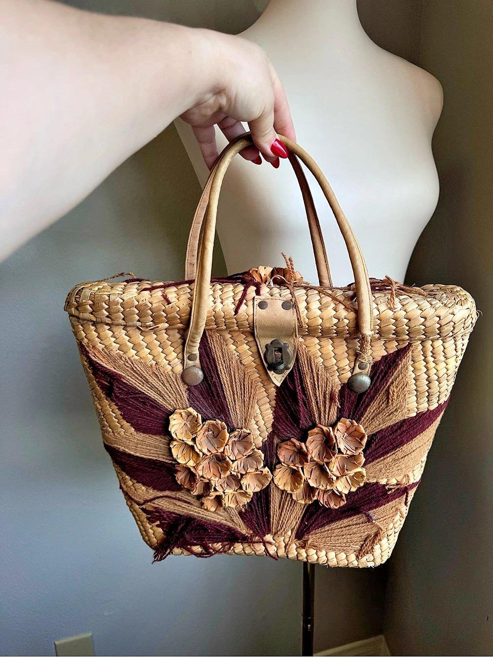 Vintage 1960s Rare Woven Floral Rattan Basket Tote